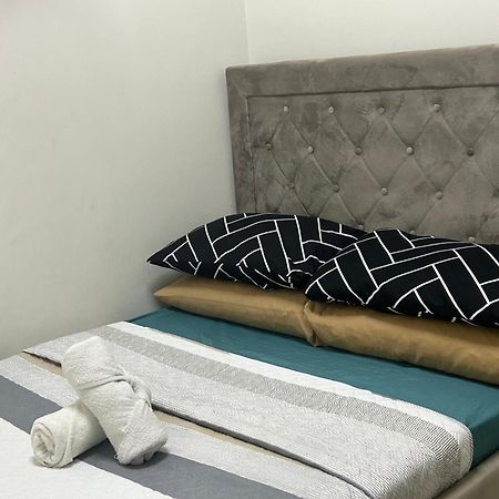 2Br Coast Residences Manila Exterior foto