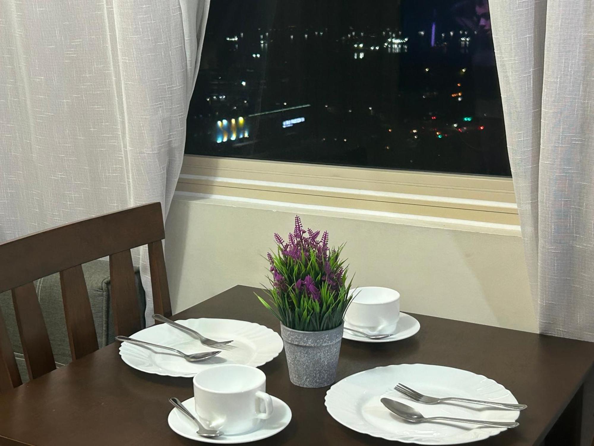 2Br Coast Residences Manila Exterior foto